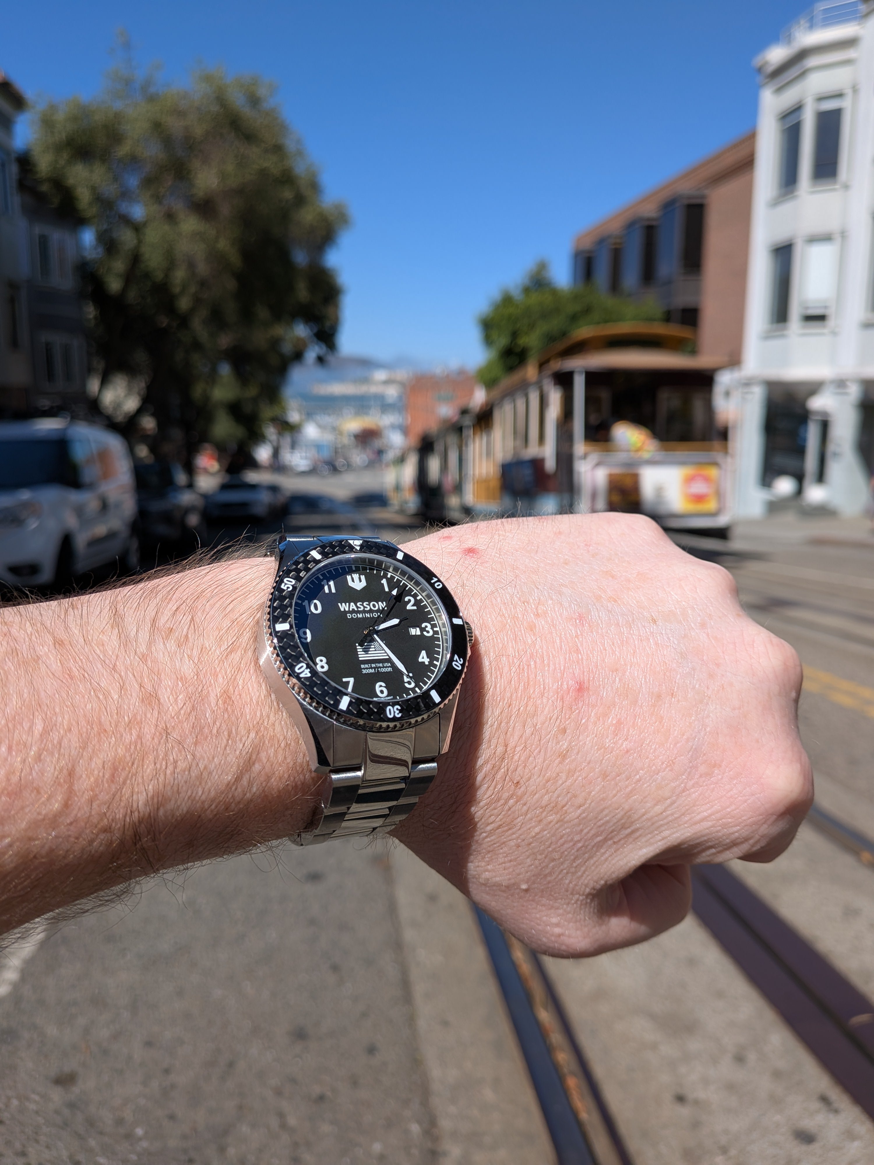 DOMINION Dive Watch (Gen. 1:28) - BLACK